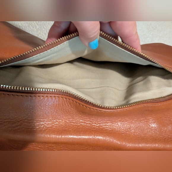 Tory Burch Brown Leather Shoulder Bag In Good Condition Normal Wear On Leather - Picture 9 of 10